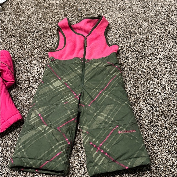 Columbia toddler 2 piece snow suit - Picture 3 of 3